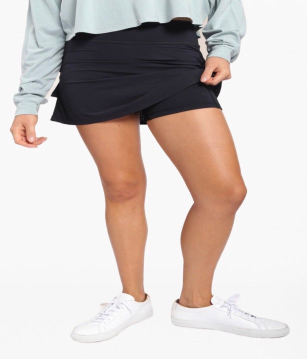 Micro Perforated Ruffle Back Skort